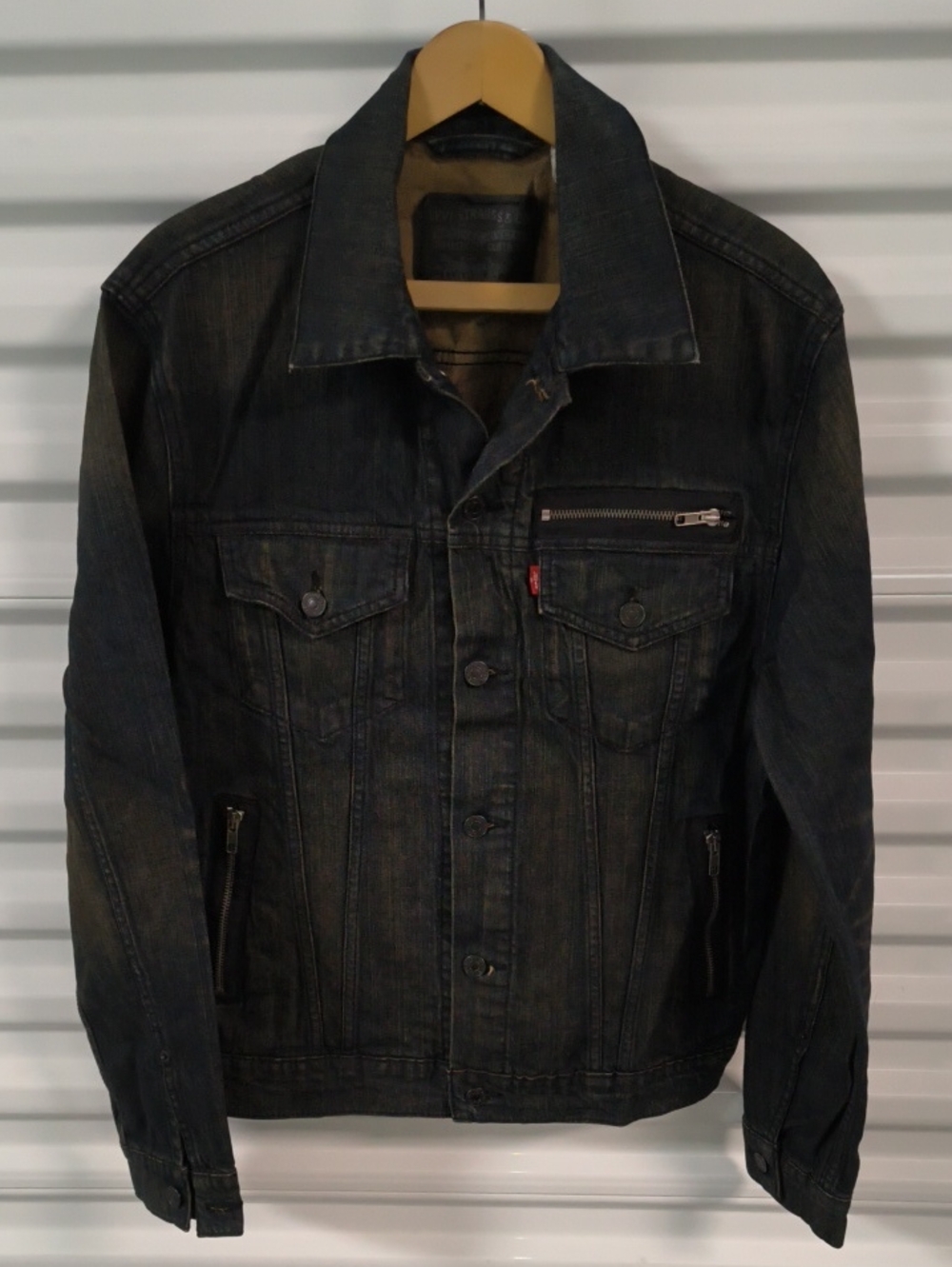 Levi's Men's Button Front Cotton Denim Trucker Jean Jacket Blue Black Medium
